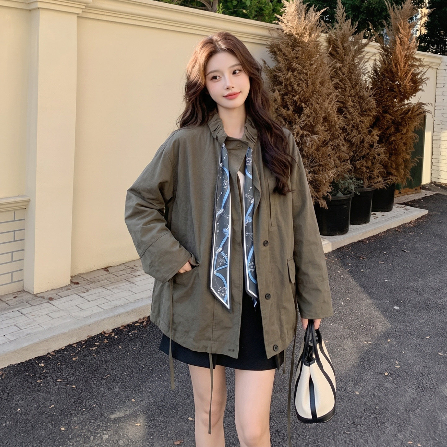 绿色工装风立领宽松夹克女