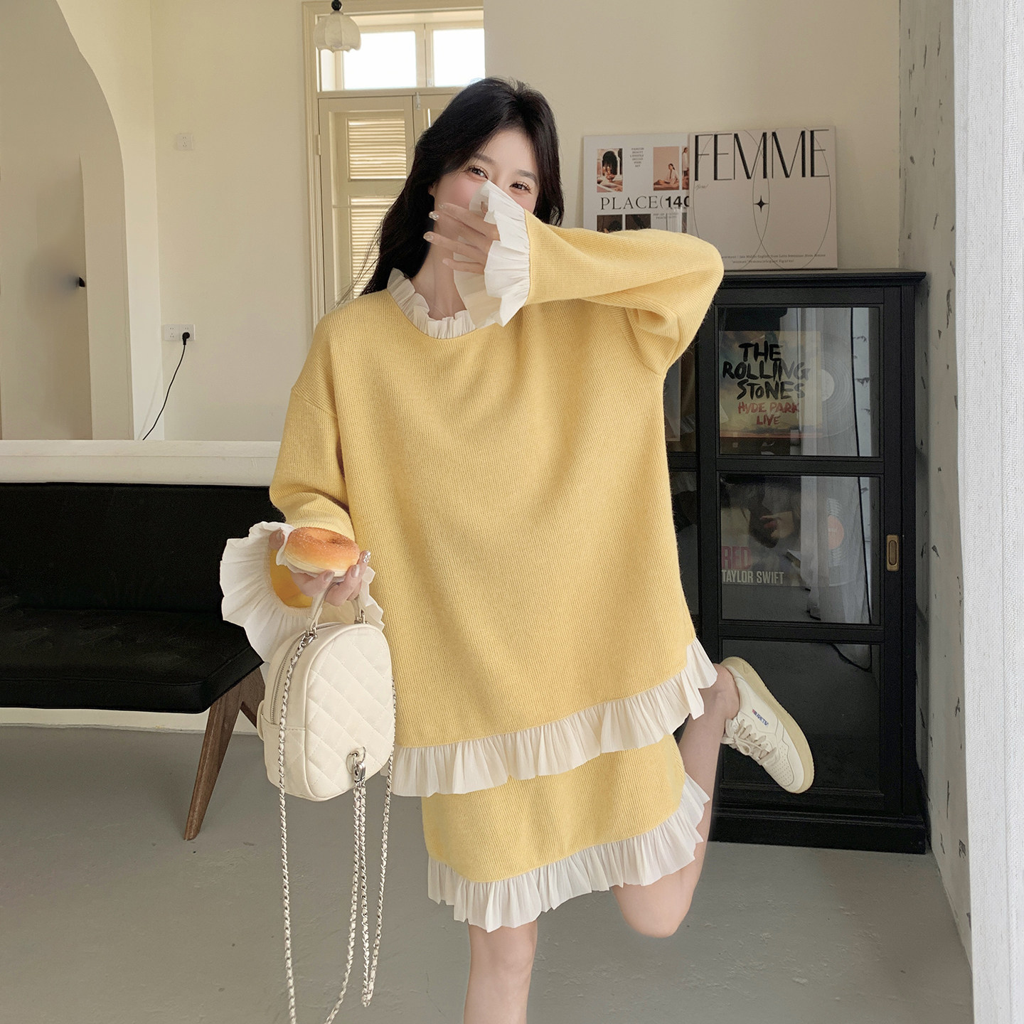 黄色明媚减龄气质卫衣套装女2026春新款网纱花边上衣半身裙两件套