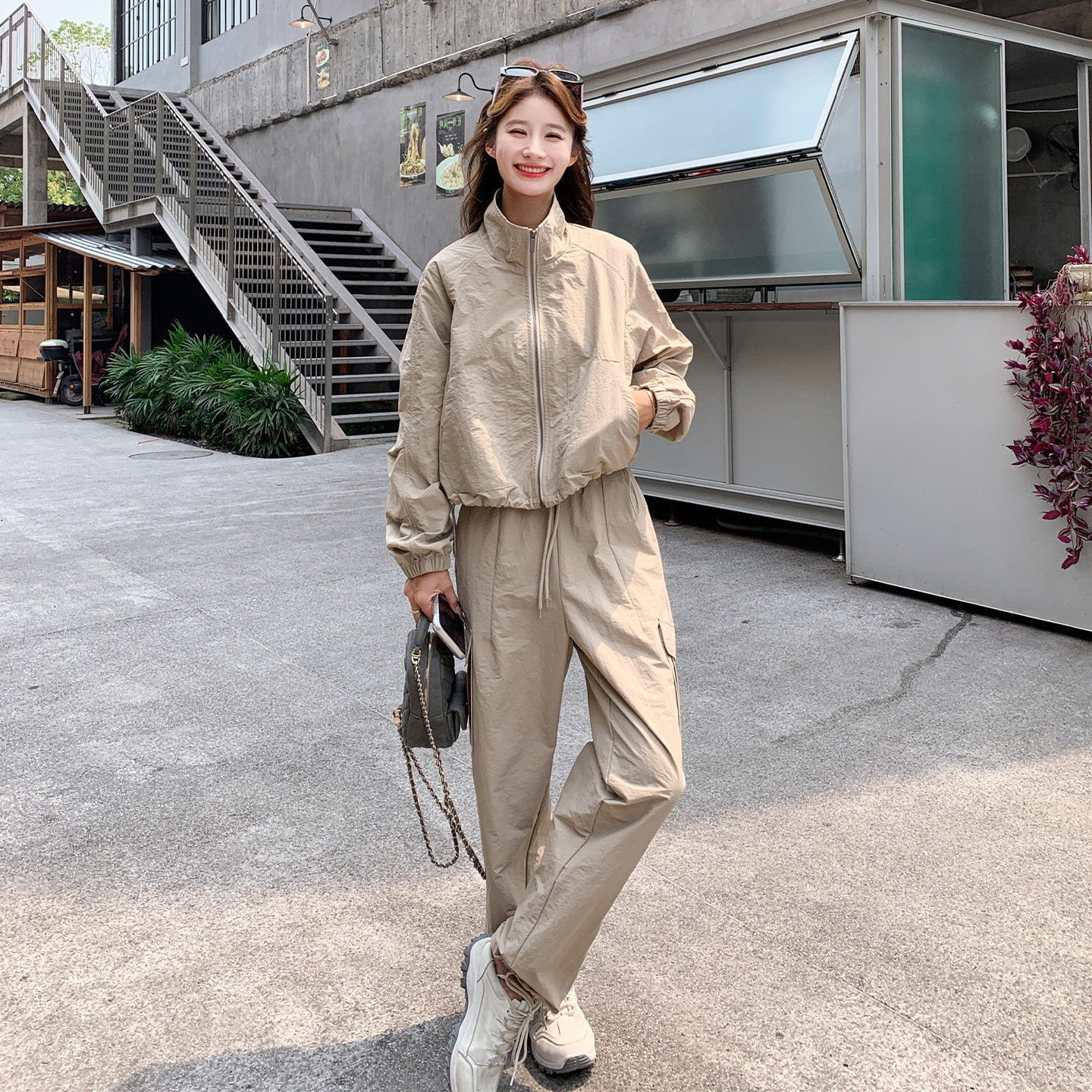 慵懒风卡其色休闲套装女秋季