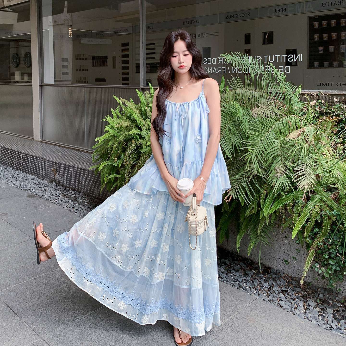 粉色甜美度假风蕾丝套装裙女夏季2026新款立体花吊带半身裙两件套