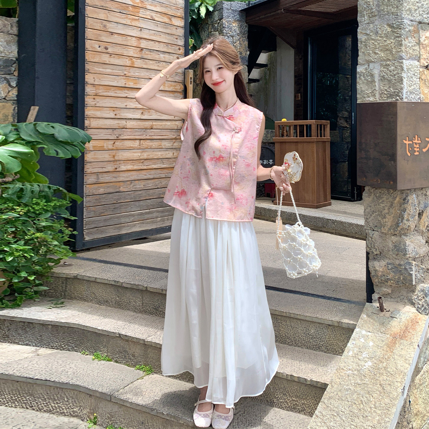 新中式粉色印花盘扣无袖上衣套装