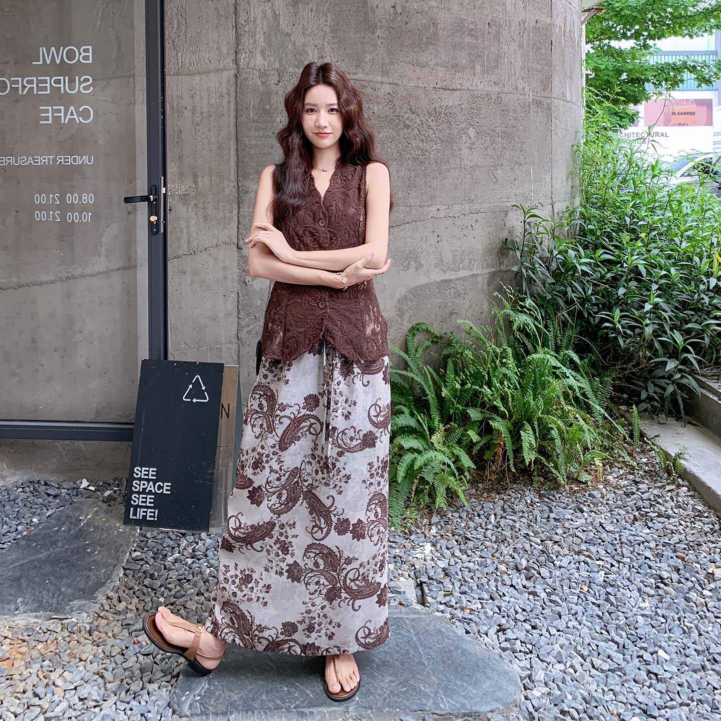 法式复古百搭通勤风套装女2026御姐气质蕾丝马甲印花半身裙两件套