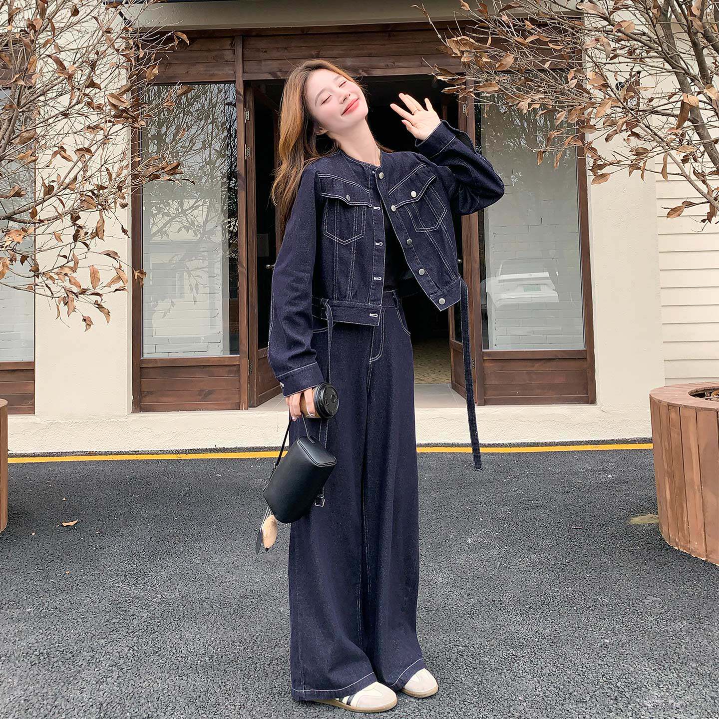 藏青色利落干练复古风女装两件套2026新款立领牛仔外套阔腿裤套装