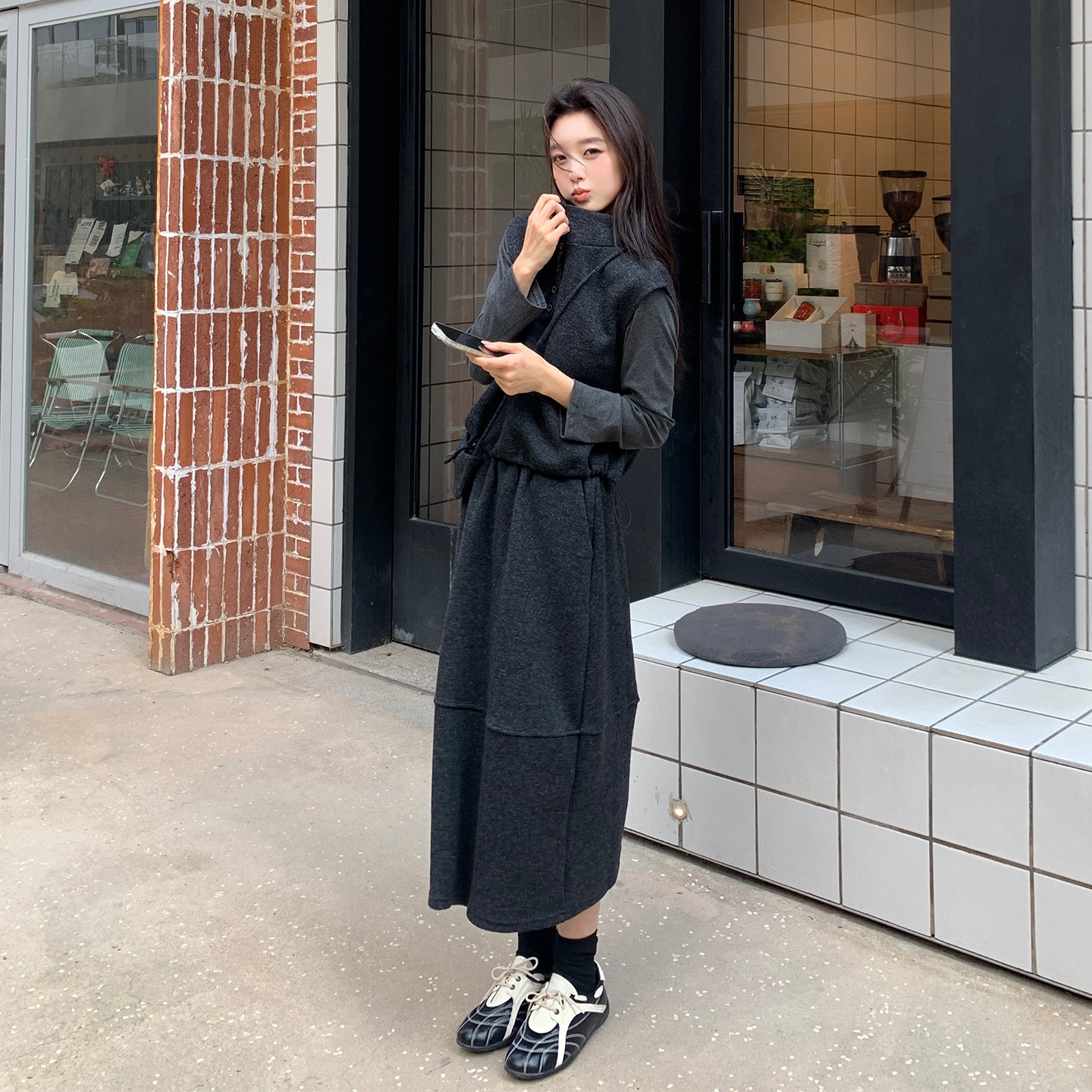 复古优雅知性风三件套女2026新款甜酷风立领马甲打底衫半身裙套装