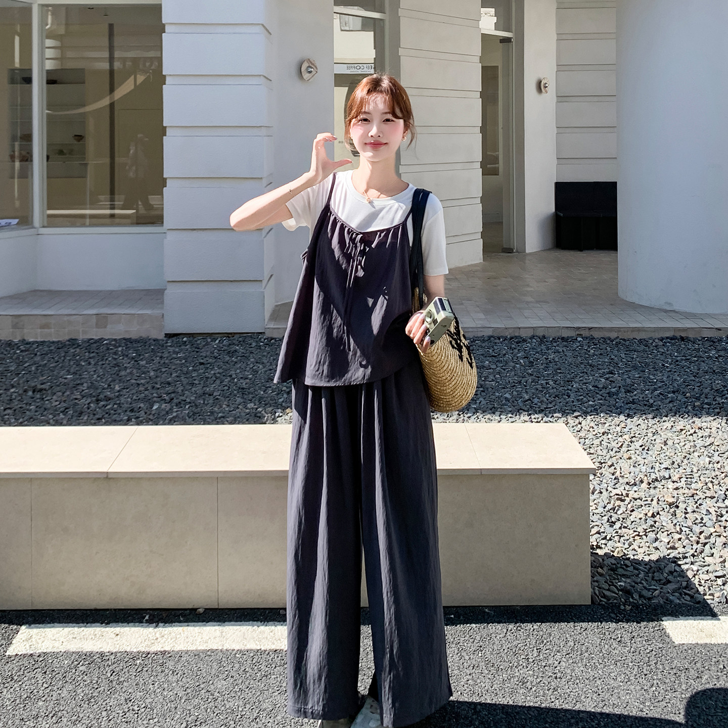 夏季慵懒风吊带阔腿裤女套装