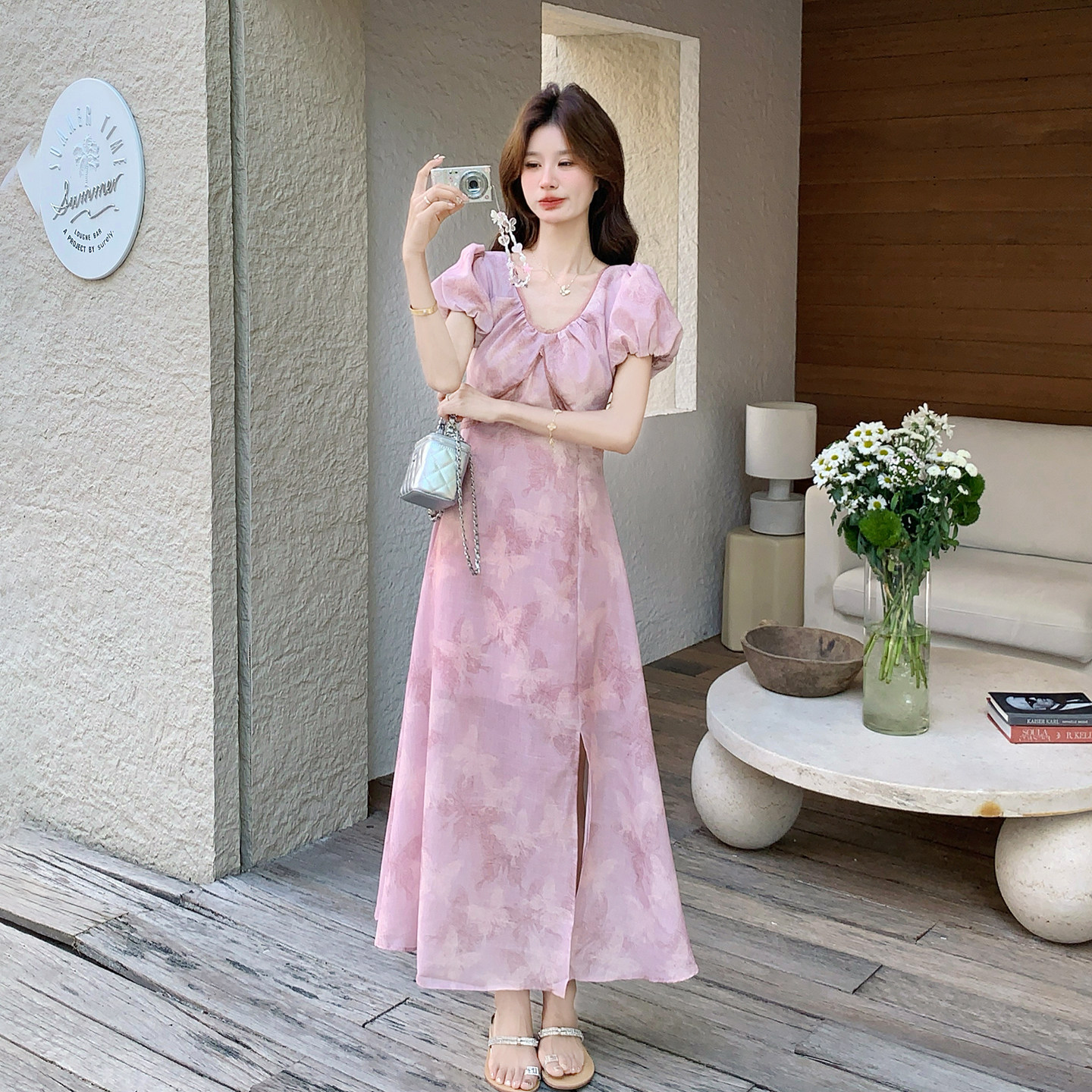 粉色法式高级感提花开叉连衣裙女2026初夏新款泡泡袖V领修身长裙
