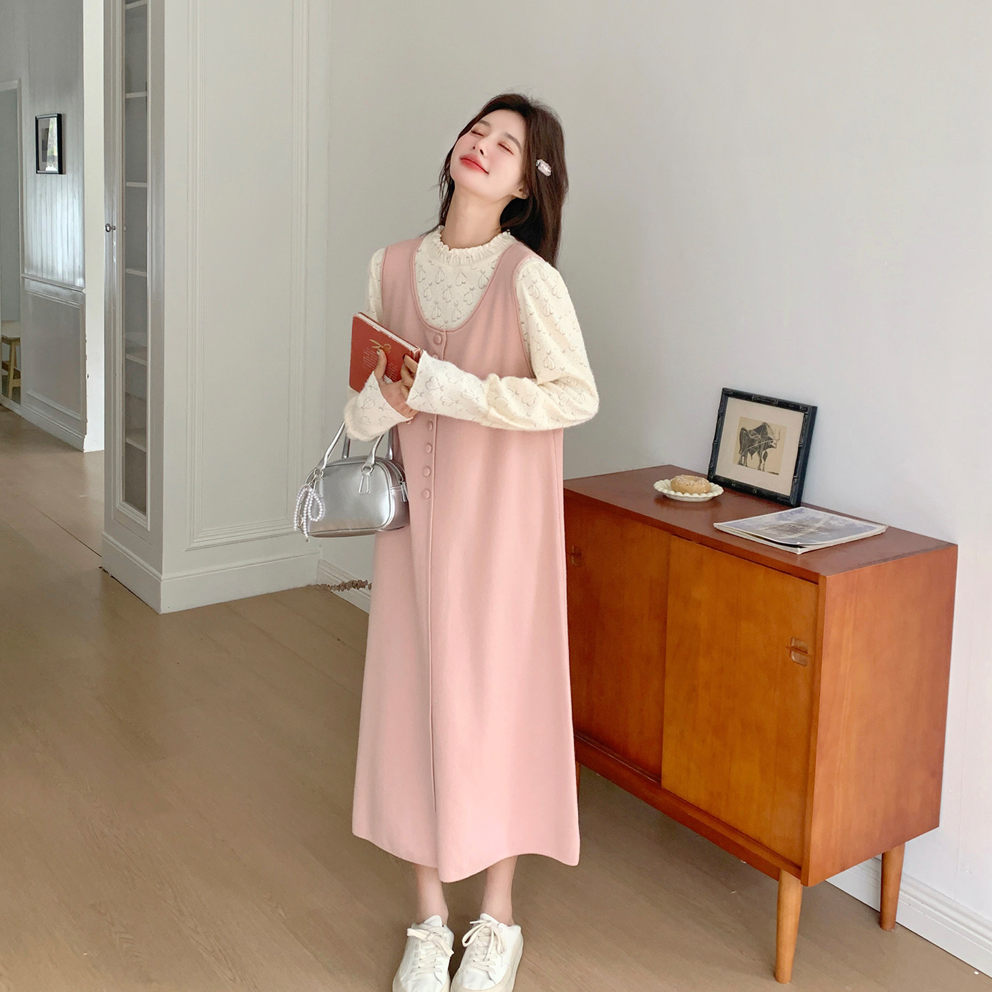 粉色甜美减龄少女感背心连衣裙套装女2026春新款木耳边内搭两件套