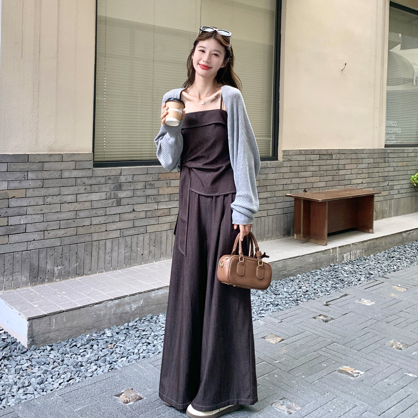 慵懒松弛感针织开衫吊带阔腿裤