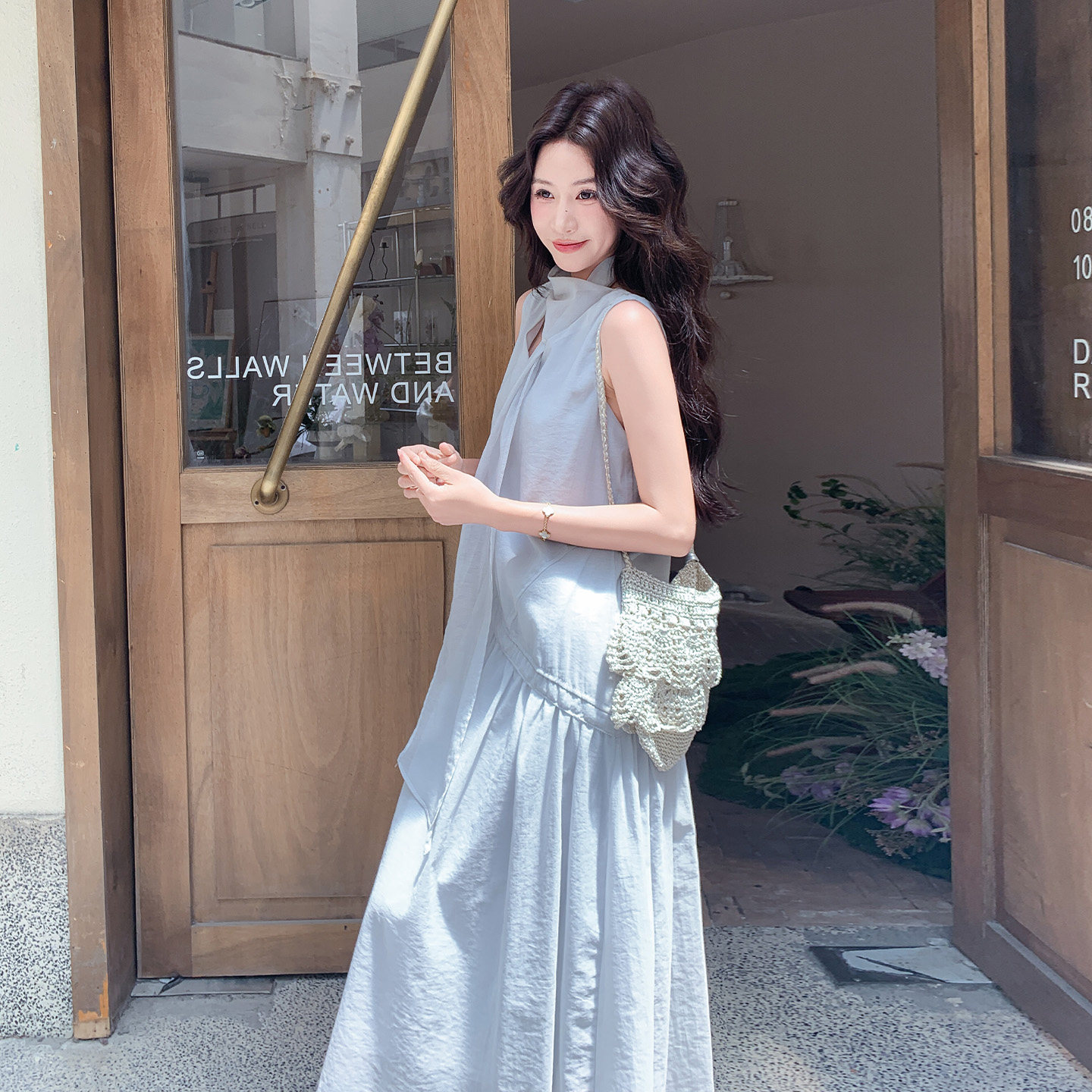 法式温柔风连衣裙女夏无袖气质