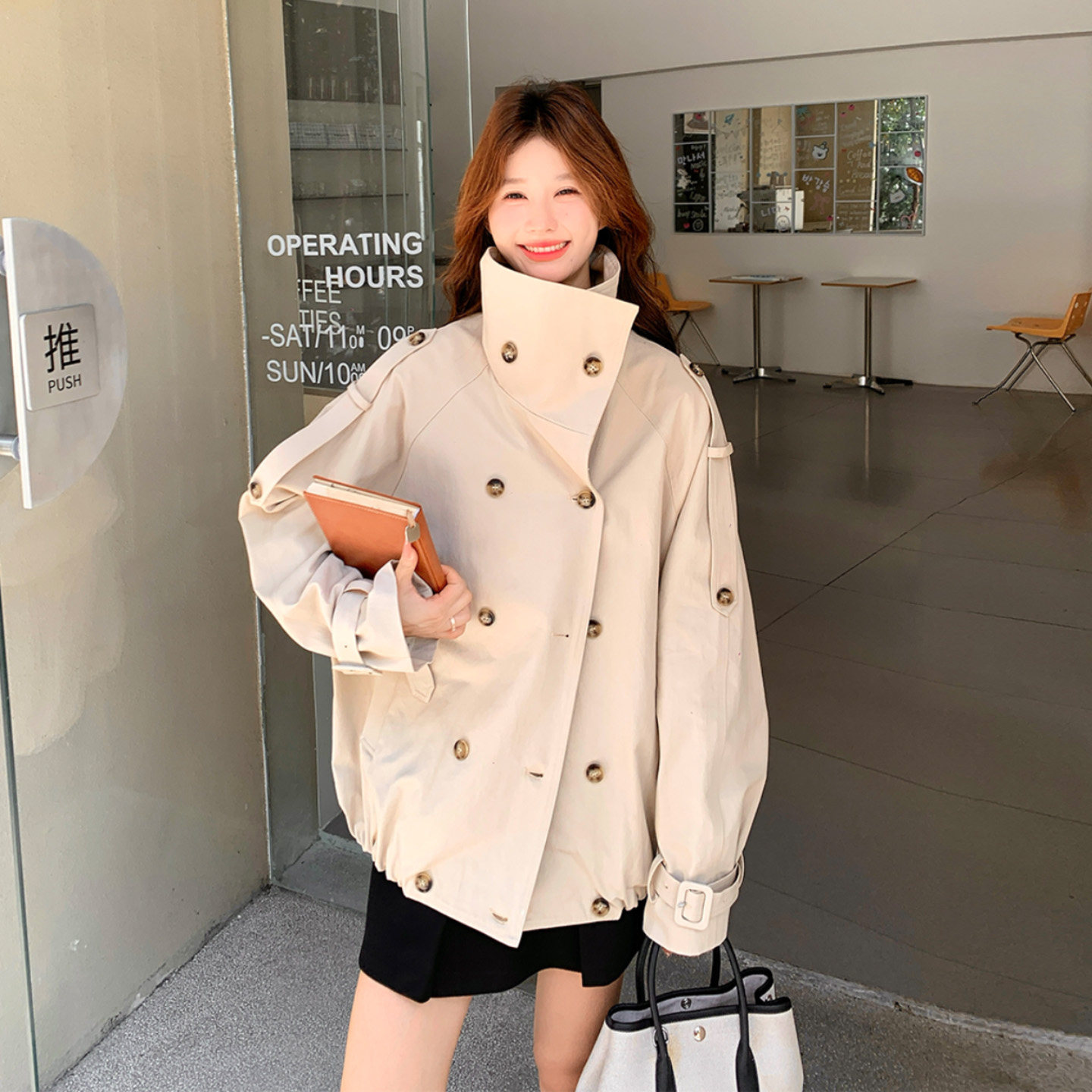 英伦双排扣短款风衣女小个子
