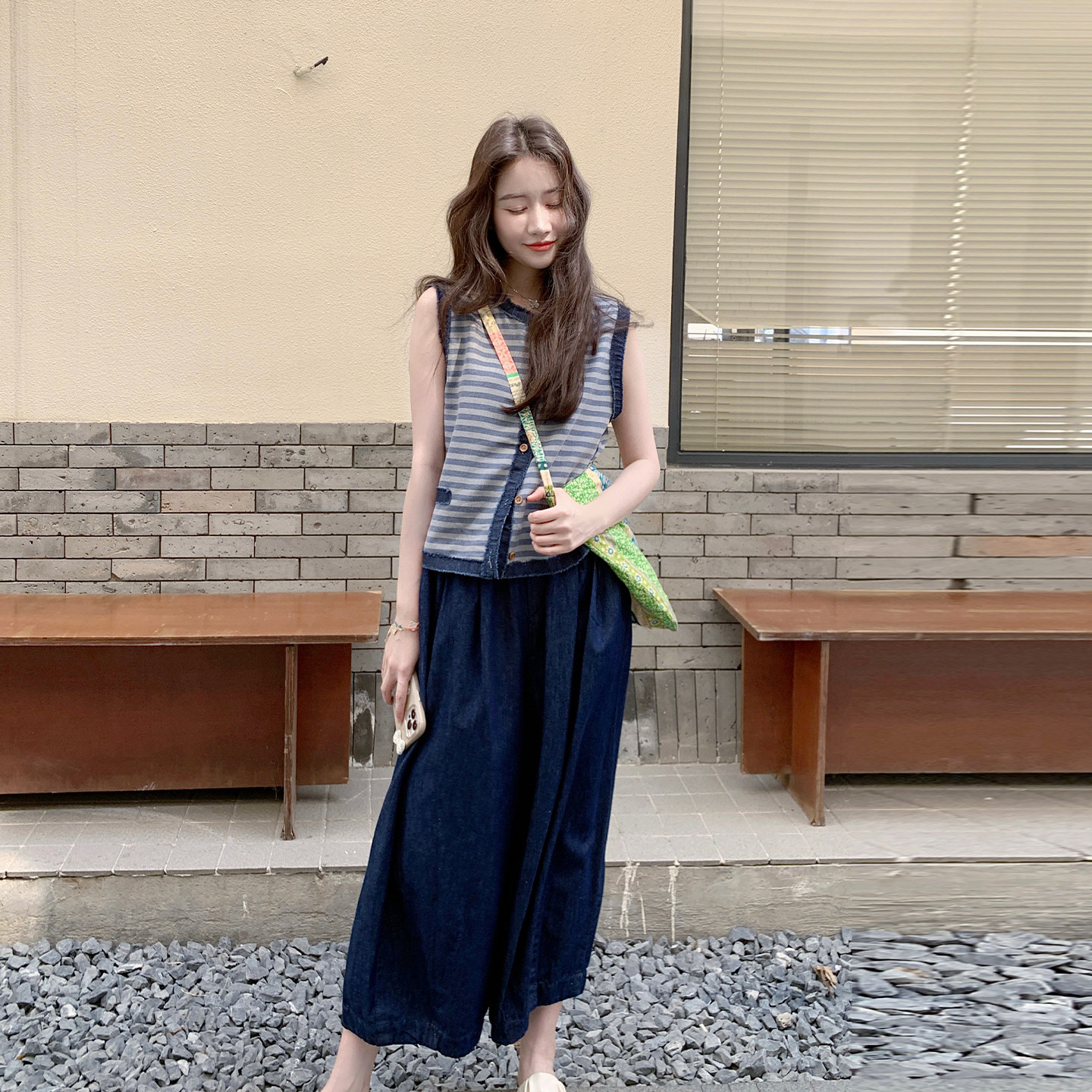 韩版复古松弛感撞色条纹背心套装女2026初夏新款牛仔阔腿裤两件套