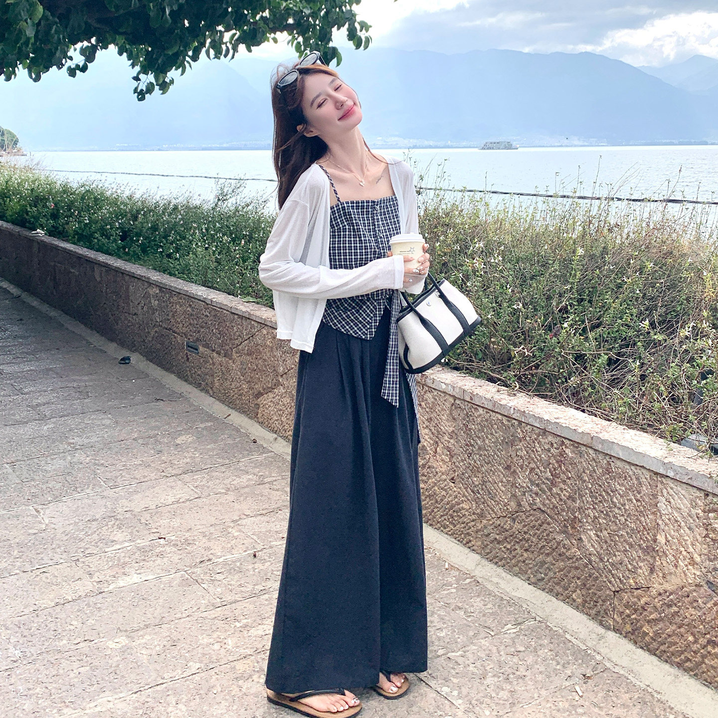 都市田园风格子吊带三件套女