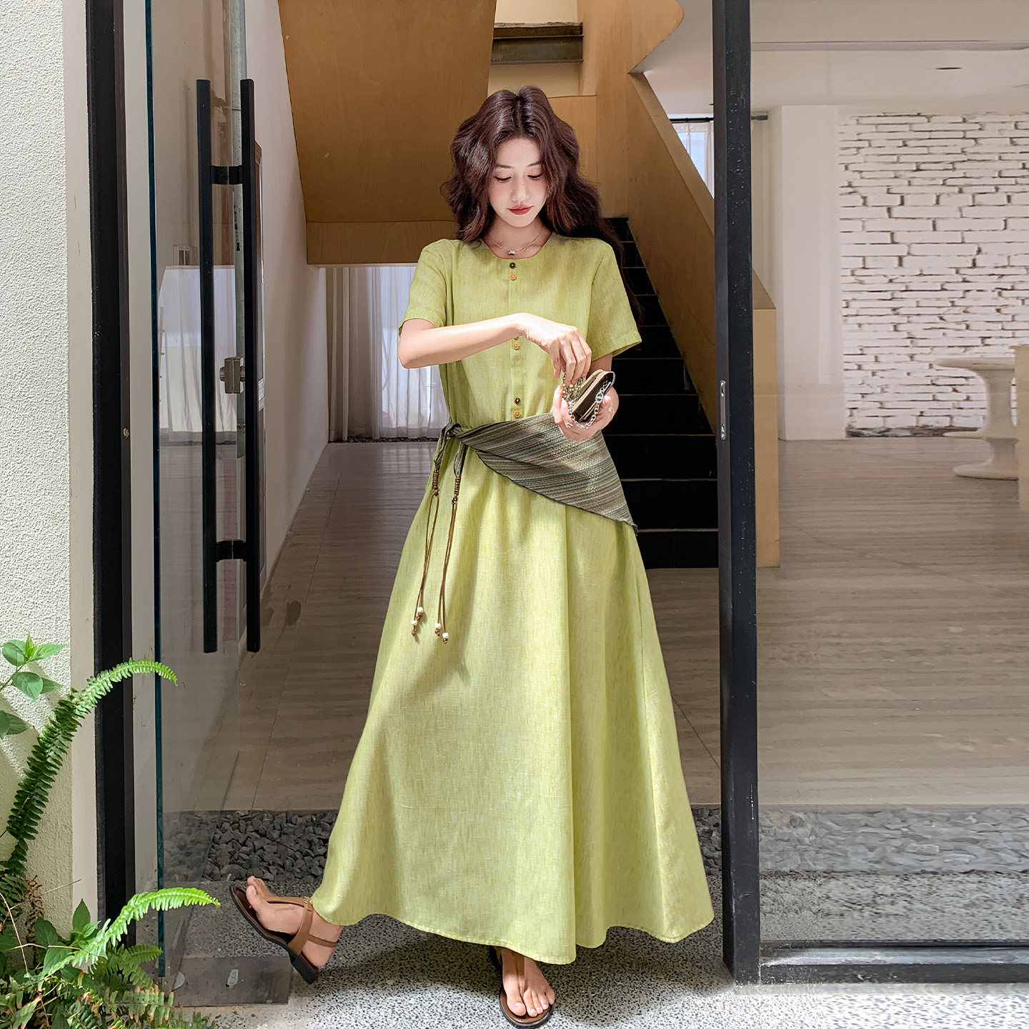 ins风绿色连衣裙女夏配披肩