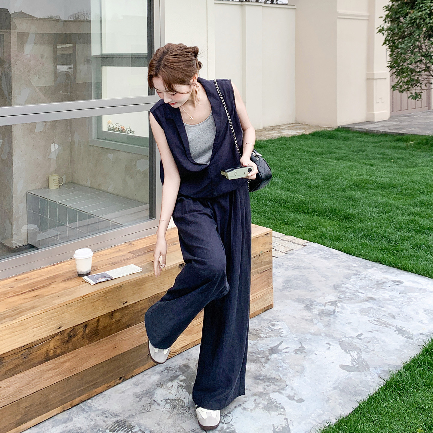 藏青色简约慵懒风套装女2026夏季新款假两件撞色背心阔腿裤两件套