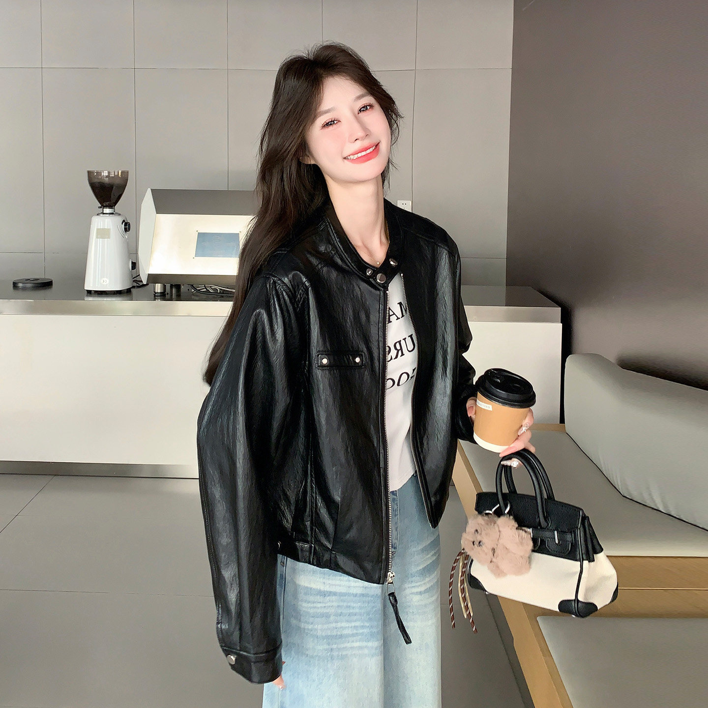 黑色立领短款皮衣女机车风酷飒