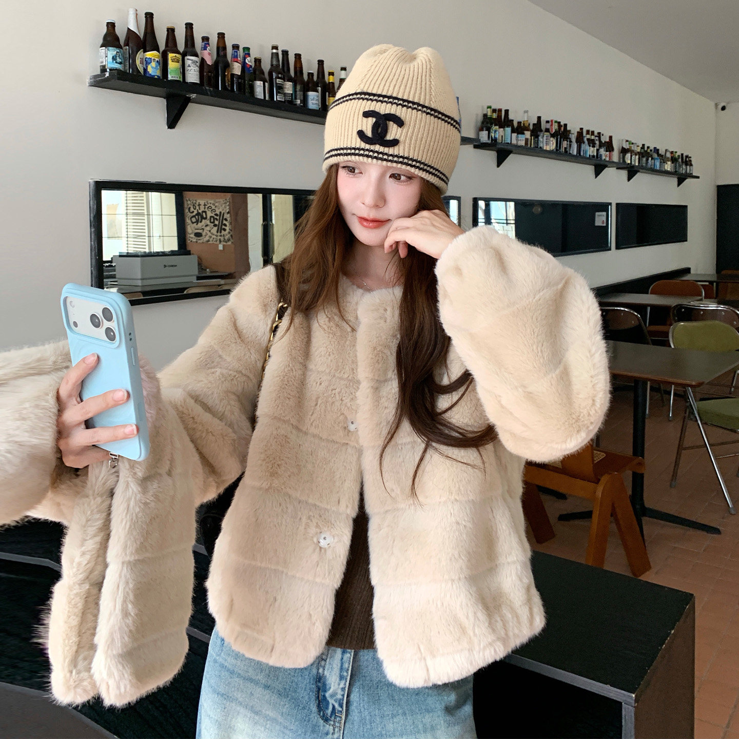 韩版毛绒短外套女圆领宽松米色