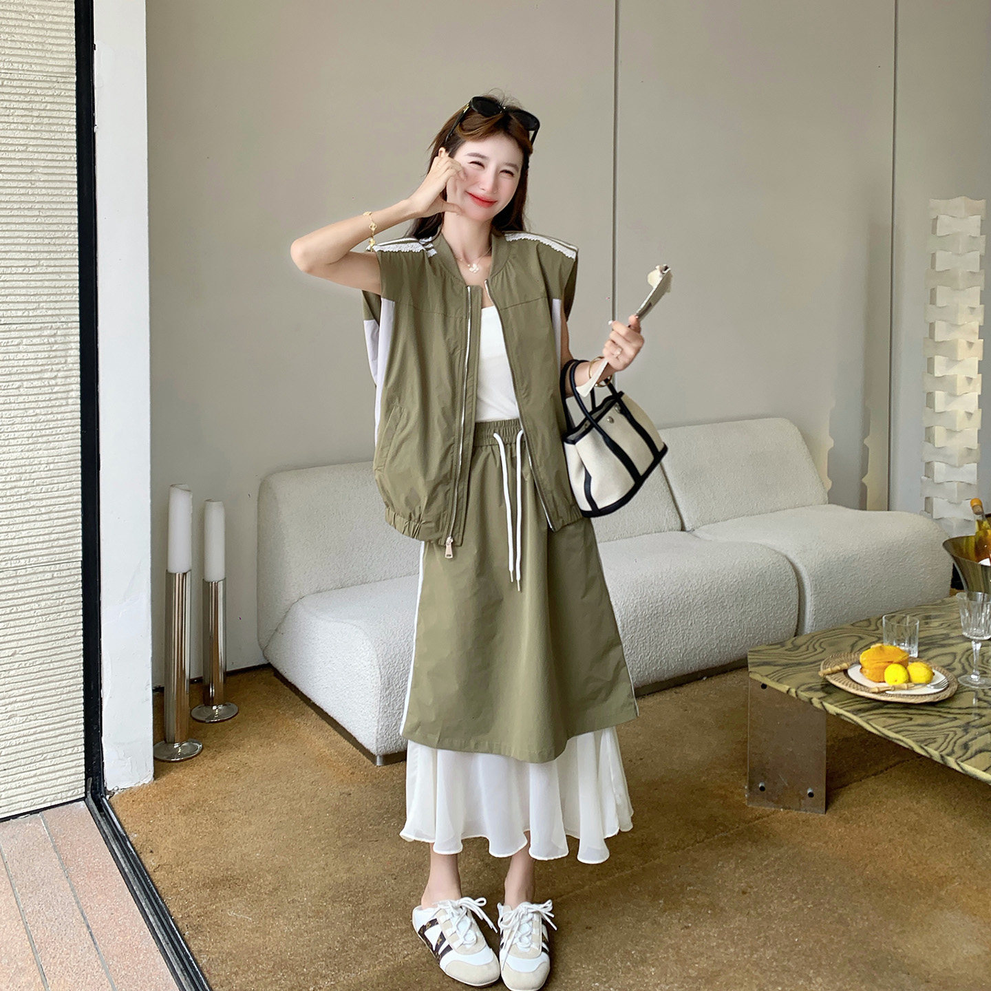 绿色马甲半身裙套装女夏