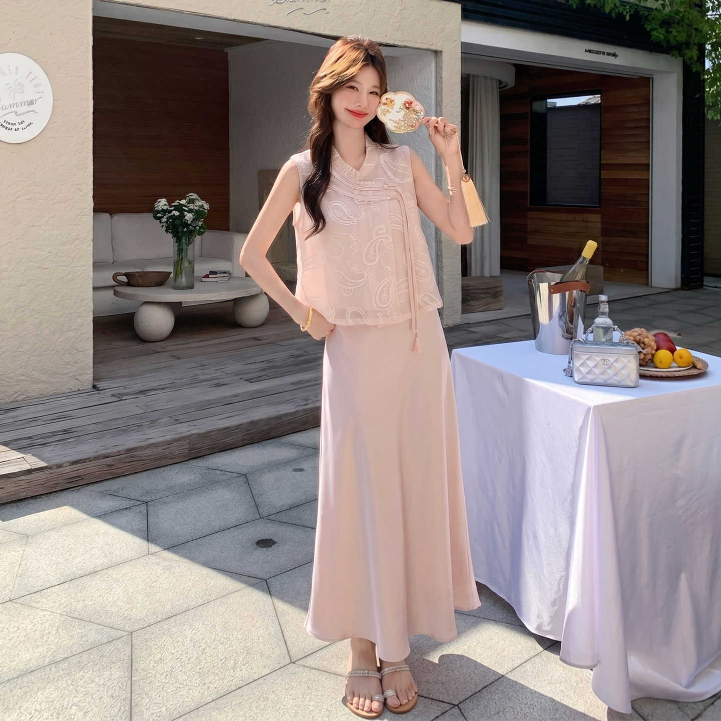 粉色高端得体国风套装女2026夏新款气质绣花马甲缎面半身裙两件套