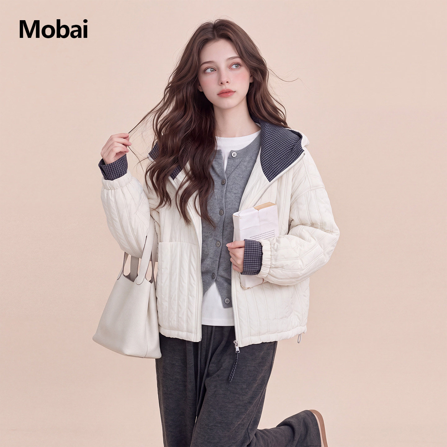 白色撞色格纹连帽轻薄棉服女