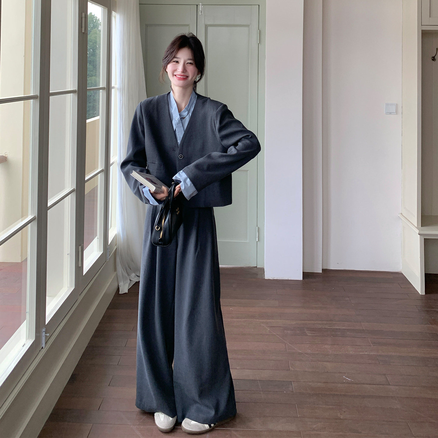 韩式温柔大女主通勤穿搭2026秋季新款拼色假两件西装阔腿裤两件套