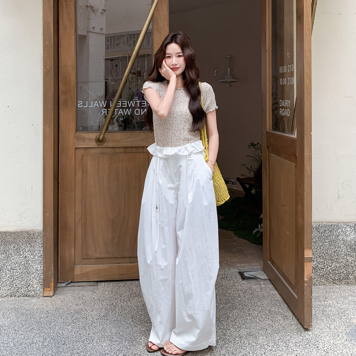 法式休闲洋气时髦精穿搭女2026新款肌理感短袖上衣阔腿裤两件套夏