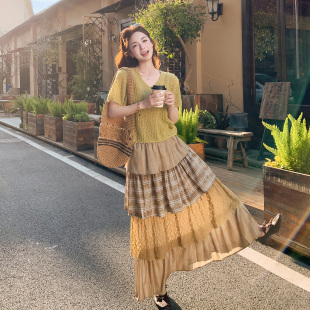 波西米亚度假风田园套装 V领上衣撞色拼接半身裙两件套 2026夏新款