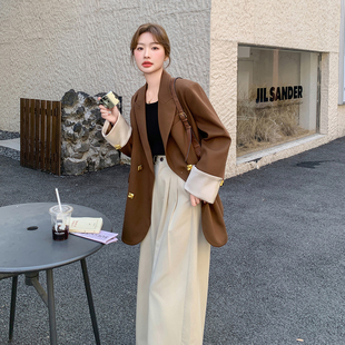 咖色复古老钱风V领西装外套女2026春新款韩系高级感气质通勤西服