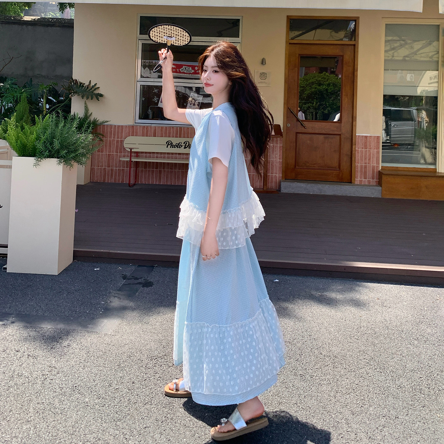 绝美小清新套装女2026初夏新款蕾丝花边格纹马甲T恤半身裙三件套