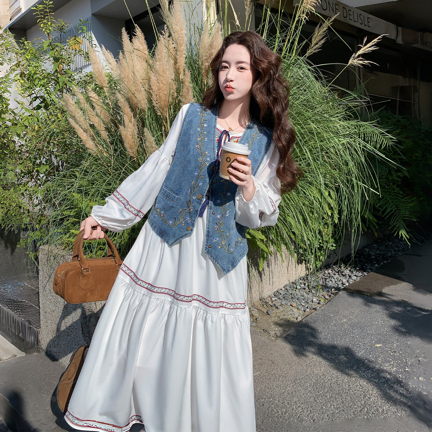 波西米亚刺绣牛仔马甲两件套女秋