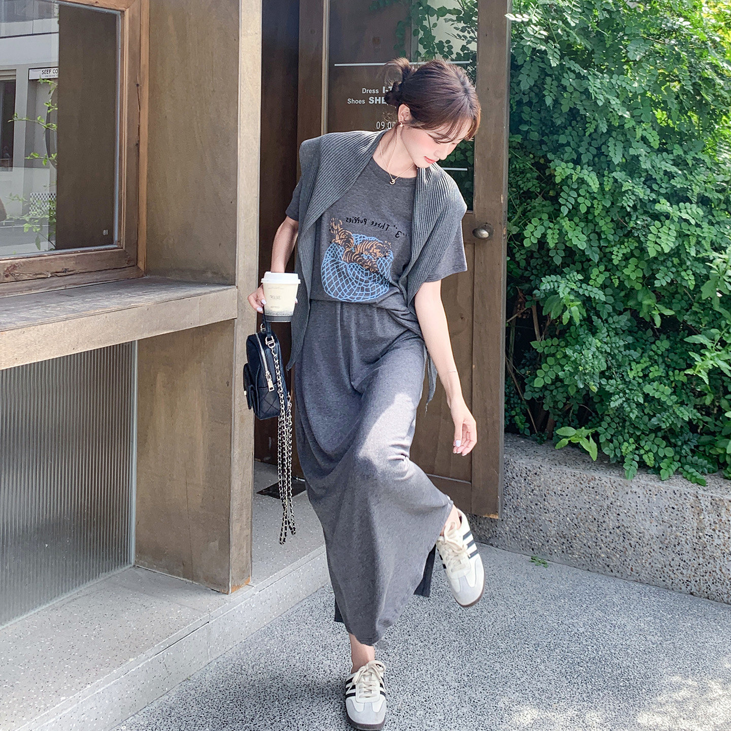韩版慵懒风印花上衣半身裙套装