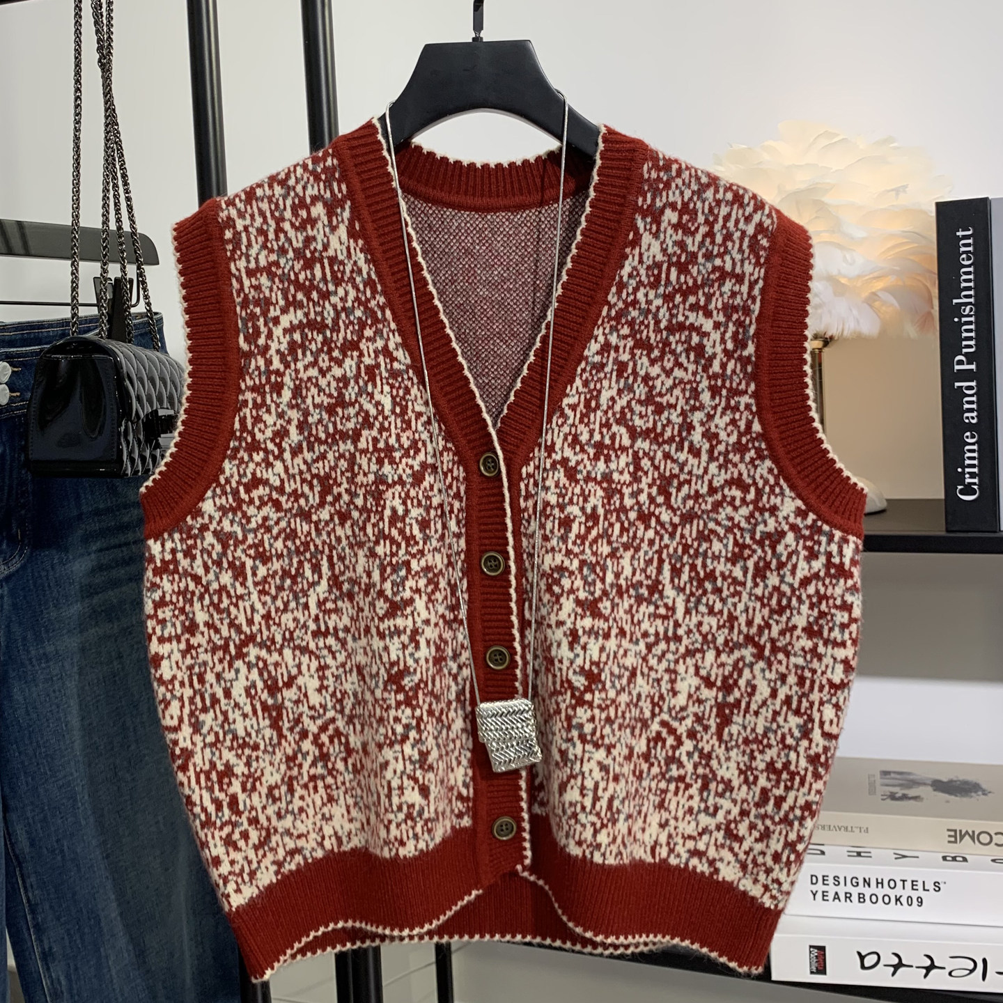 2026春秋新款复古V领针织马甲开衫女宽松单排扣无袖背心坎肩外搭,女装/女士精品,马夹,淘宝优惠券,粉丝福利购,淘宝优惠卷