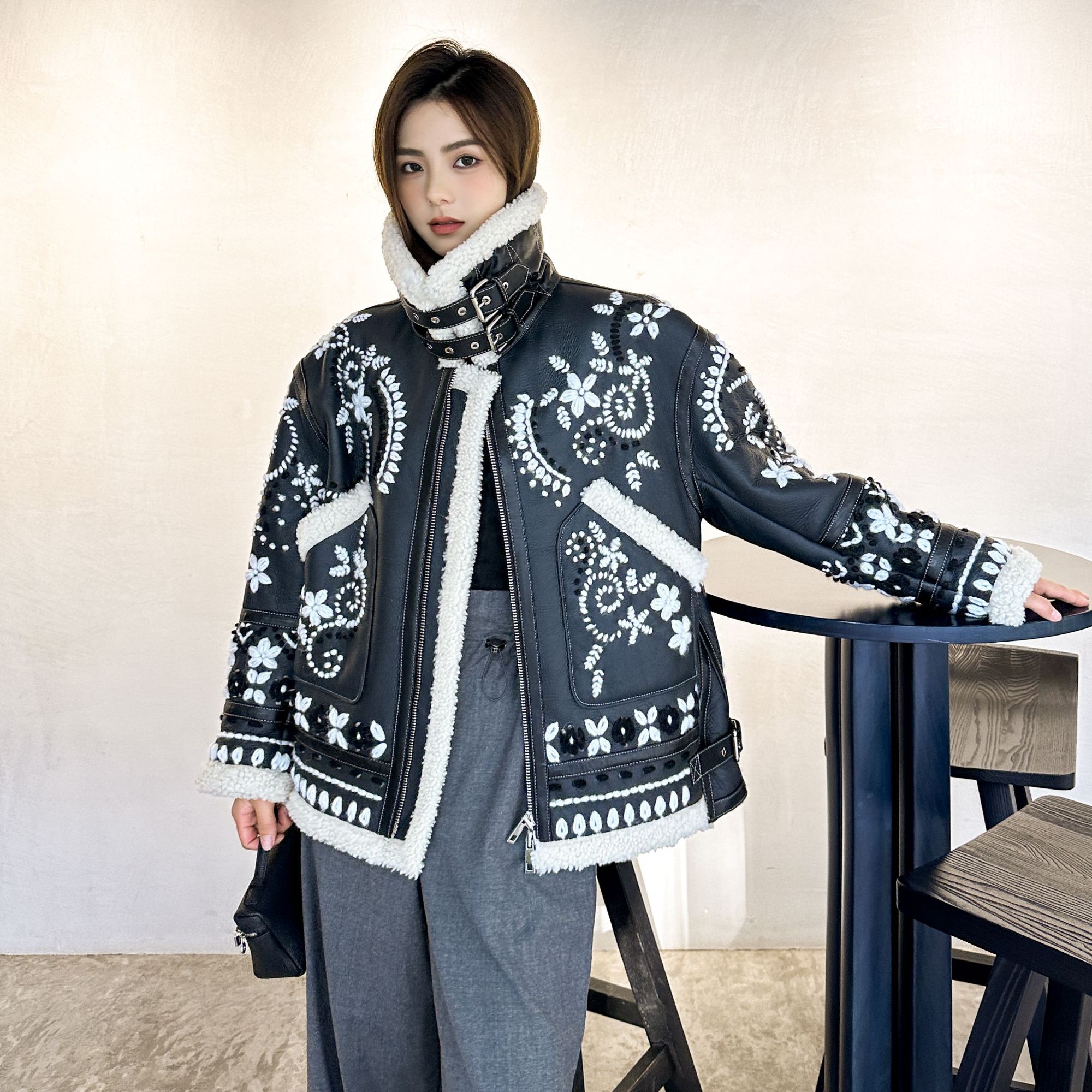 【弓ECHO】奢华高定原创设计秋冬重手工羊绒刺绣进口羊皮毛外套