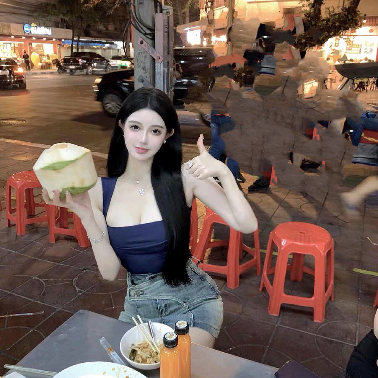 皱褶双层荡领吊带小背心