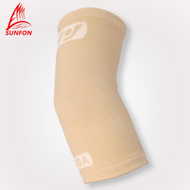 篮球透气保暖运动护肘