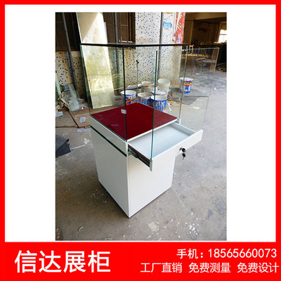 推拉玻璃带灯展示柜定制