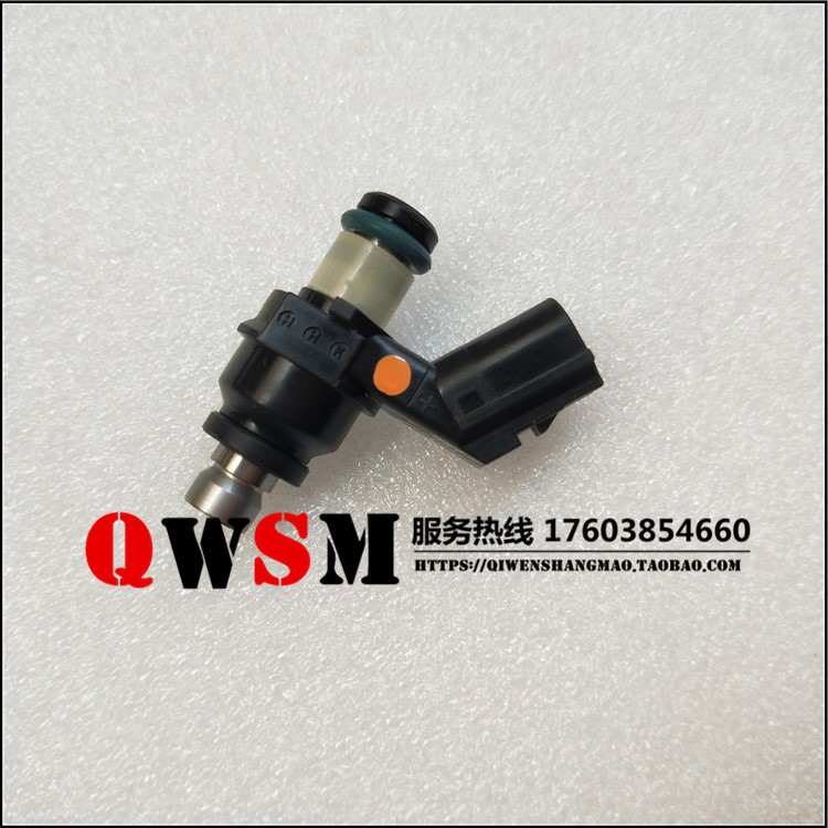 适用本田RX125裂行喷油嘴喷油器125T-31-37喷油嘴喷射器