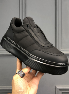 男鞋2026春季新款轻便厚底增高简约百搭黑色一脚蹬运动休闲板鞋潮