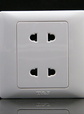 TJ天基开关插座面板 雅致系列 二二/四孔插座 白色K810U2