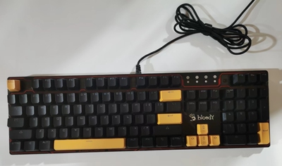 双飞燕光轴有线机械键盘性价比高