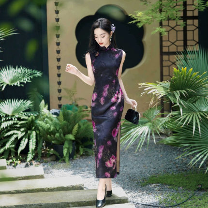 2025夏季新款女高级紫色显白气质无袖复古修身长款改良旗袍