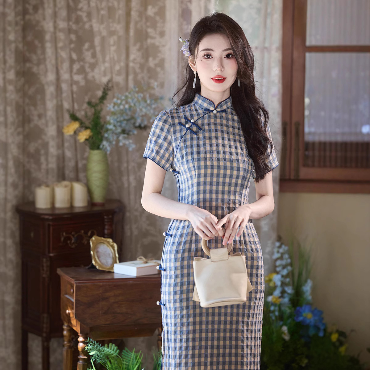 唐依恋蓝色小格子新中式旗袍2025新款改良年轻款少女民国夏季