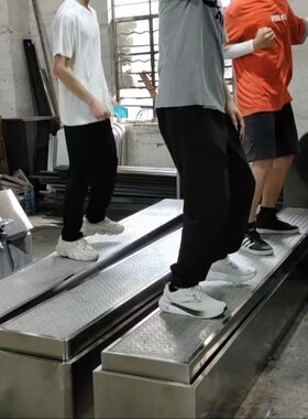 酒吧地颤舞台跳舞卡弹簧马道不锈钢蹦迪卡座沙发