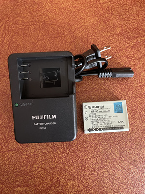 富士NP-95电池 X30/70 X100 X-S1 X100T X100S F30 XF10 NP95微单