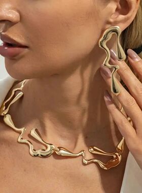 IngeSight.Z Elegant Irregular Wave Torques Necklace Earring