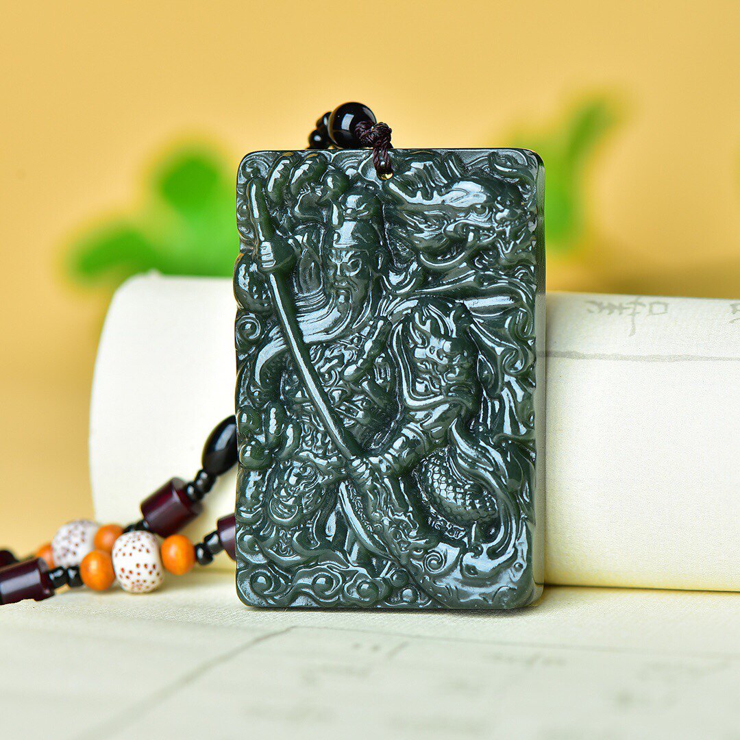 正品新疆和田青龙忠义关公玉吊坠武财神玉石雕刻项坠颈饰挂件证书