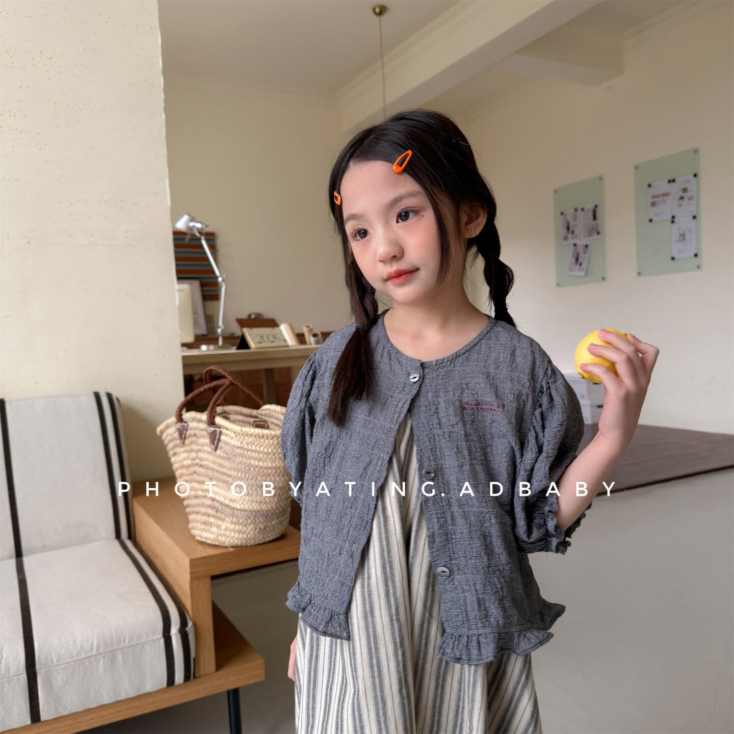 女宝夏季洋气泡泡袖棉麻衬衣