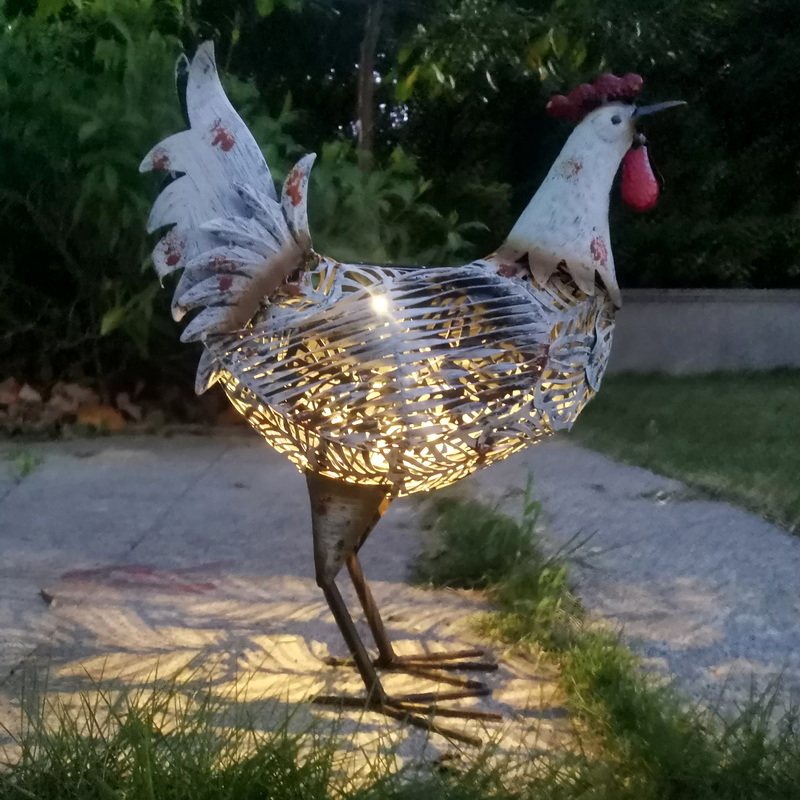 欧美出口园艺塑像仿古彩绘发光发亮铁艺动物装饰带太阳能灯母鸡