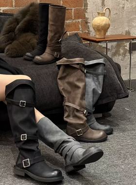 H55女鞋象牙塔2025冬季新款木跟圆头套筒皮带扣英伦高筒过膝长靴