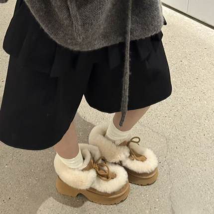 H55女鞋行走的雪地靴2025新款羊毛超轻厚底增高冬防寒毛毛雪地靴