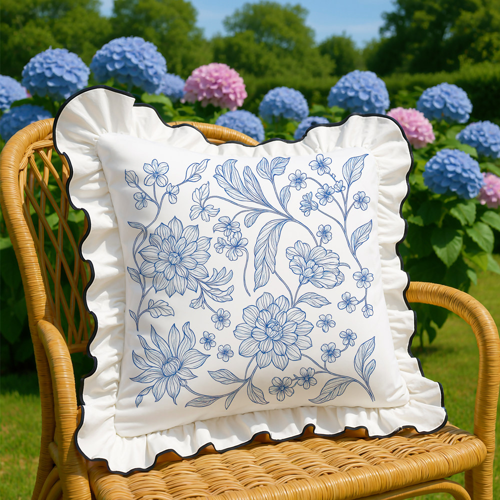 法式复古蓝白花卉田园风抱枕清新文艺客厅装饰靠垫套芯水洗棉花边